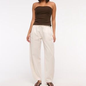 Abercrombie & Fitch Cream Barrel Pull-On Pant